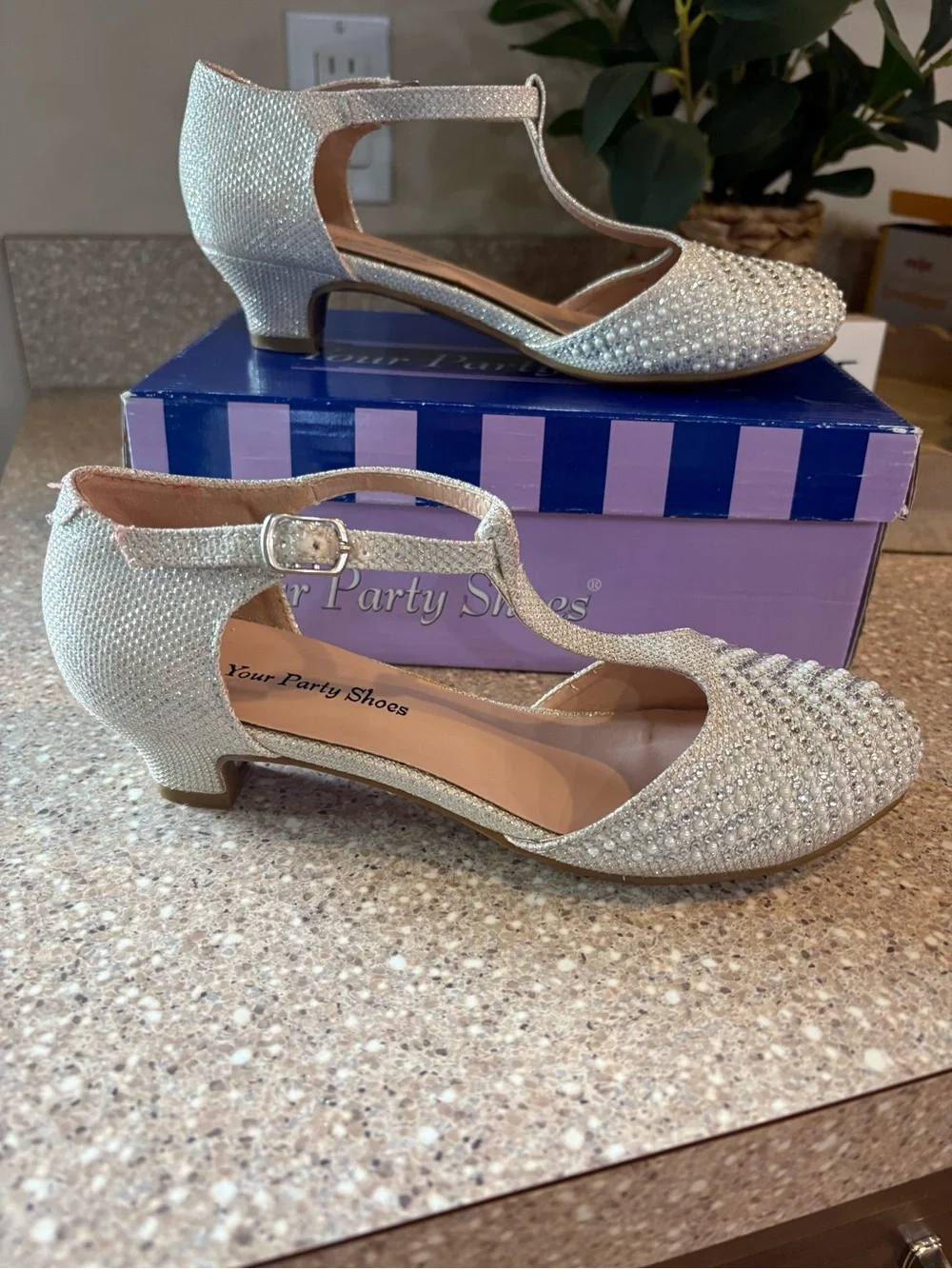 Girls pageant/dress shoes. 1 1/2 in heel. Your Party Shoes Brand.